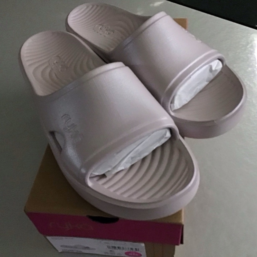 Ryka Women's Light Pink Slides 8